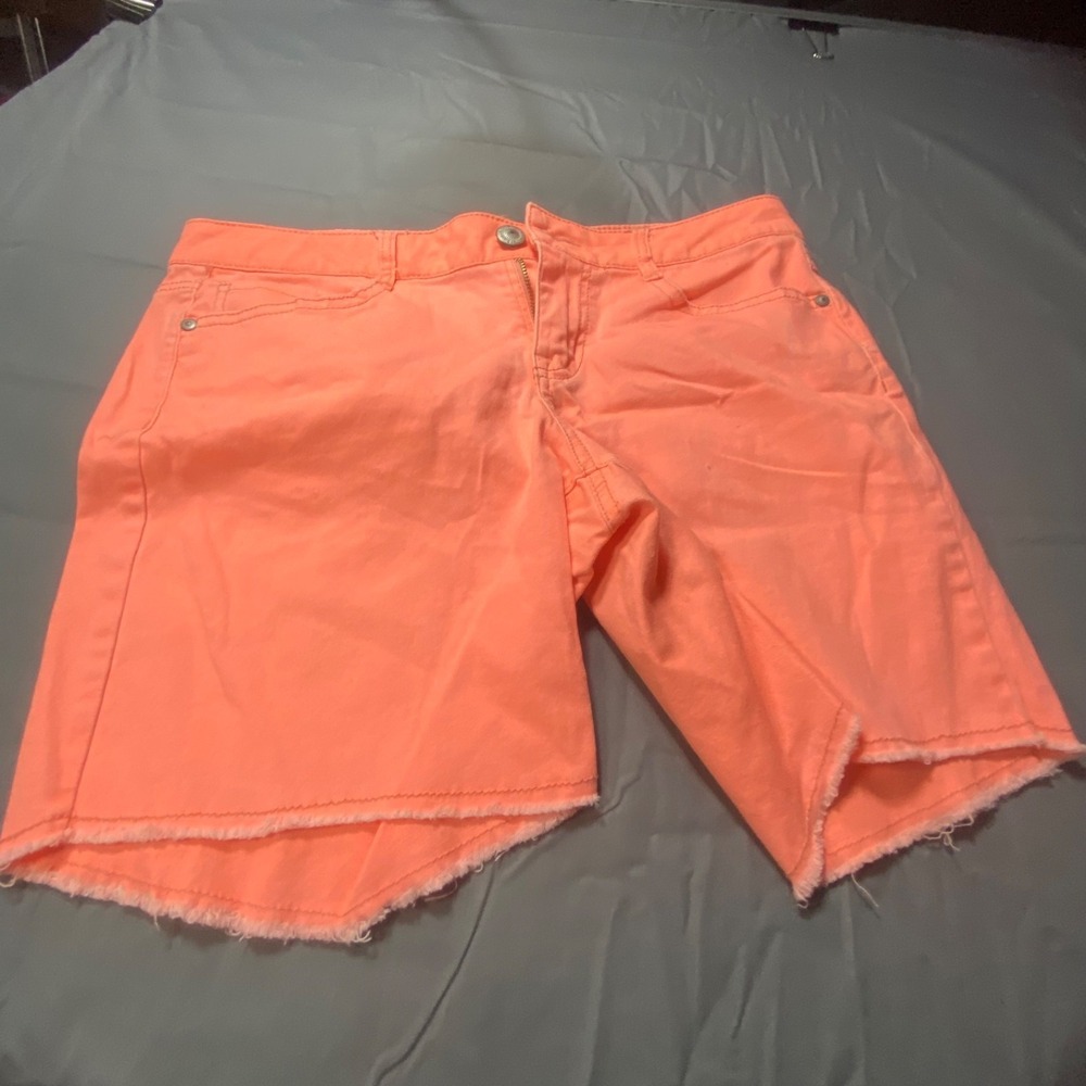 Lei Ashley Womens 11 Neon Coral Denim Shorts Frayed Hem Low Rise